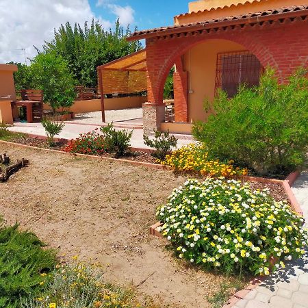 Casa Marina Lu Tuvaraggiu Casa Vacanze Sorso Exterior photo